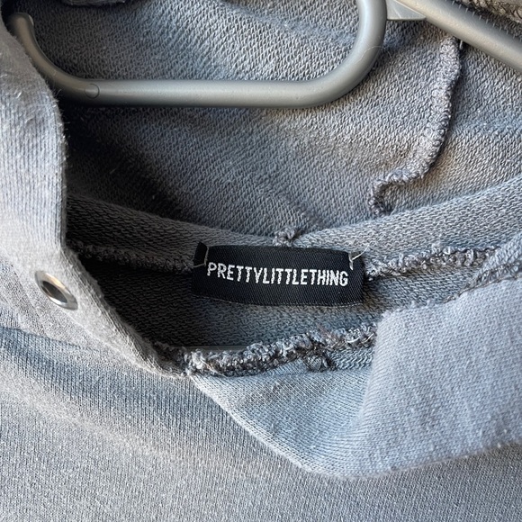 💙Buy 1 get 1 free💙PrettyLittleThing Grey Oversized Hoodie Medium - Picture 3 of 4